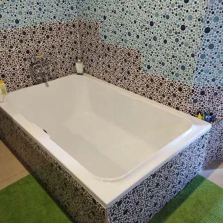 Veliky Apartman S Krasnymi Vyhledy Apartment