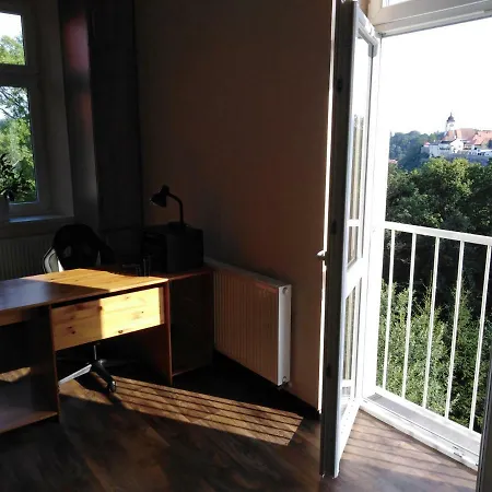 Veliky Apartman S Krasnymi Vyhledy Apartment *